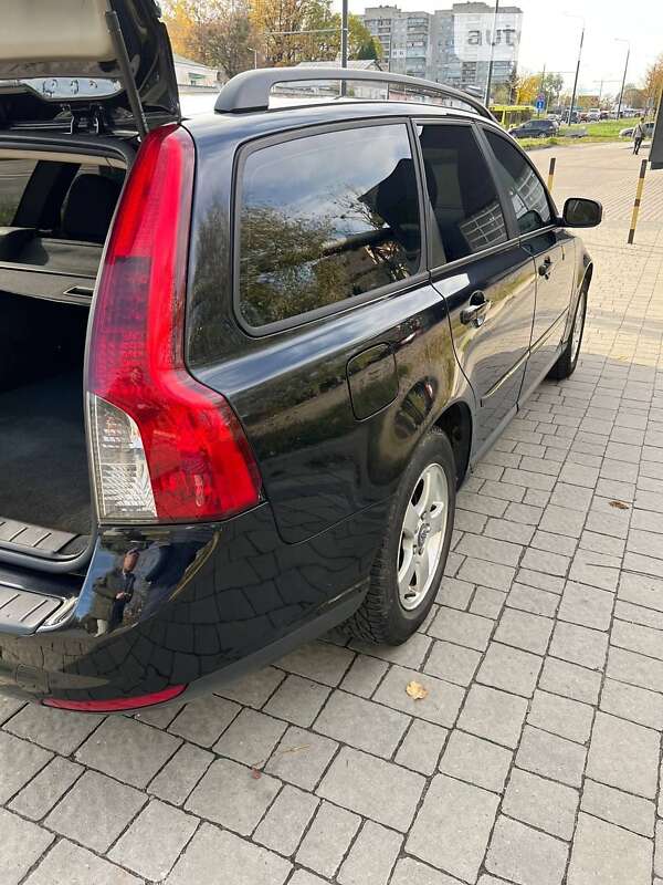 Универсал Volvo V50 2008 в Львове фото 4 Универсал Volvo V50 2008 в Львове