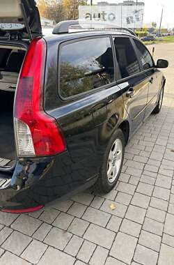 Универсал Volvo V50 2008 в Львове