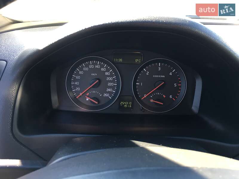 Універсал Volvo V50 2011 в Харкові