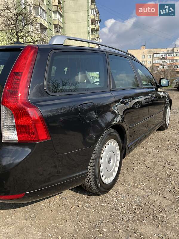Універсал Volvo V50 2011 в Мукачевому