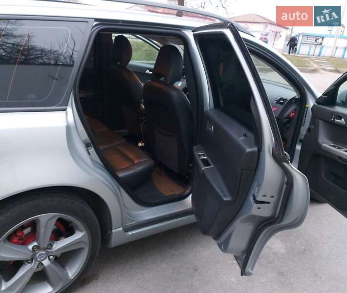 Універсал Volvo V50 2009 в Миронівці