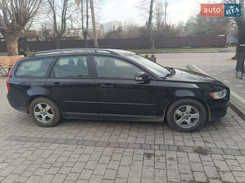 Універсал Volvo V50 2009 в Воловцю