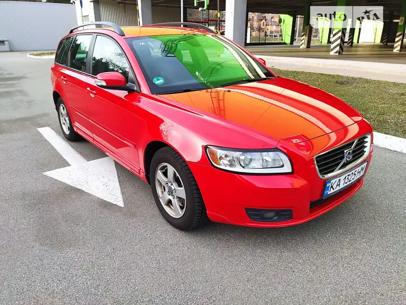 Volvo V50