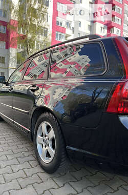 Универсал Volvo V50 2010 в Луцке