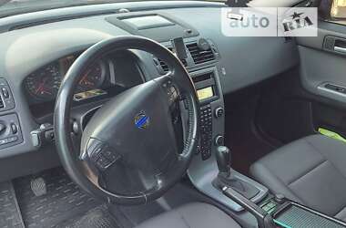 Универсал Volvo V50 2010 в Вараше