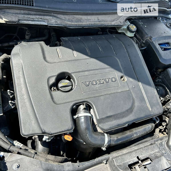 Универсал Volvo V50 2010 в Сумах