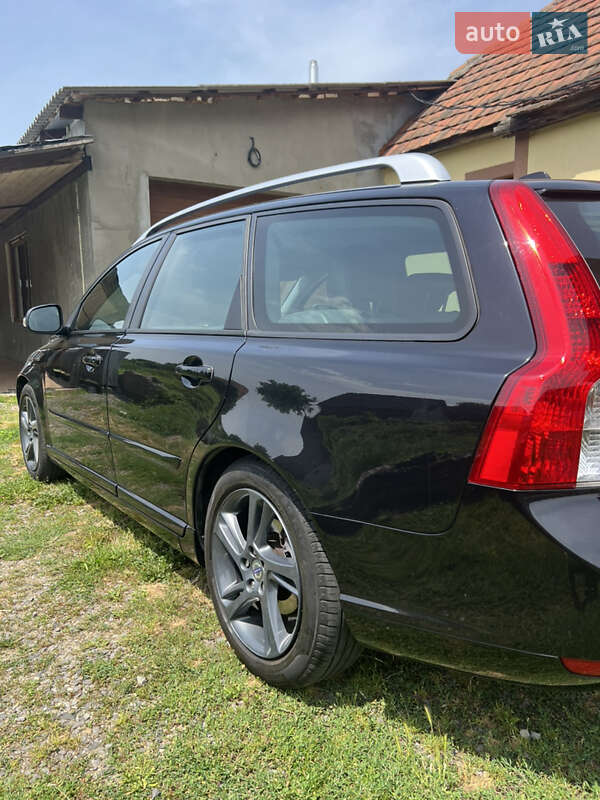 Універсал Volvo V50 2011 в Мукачевому