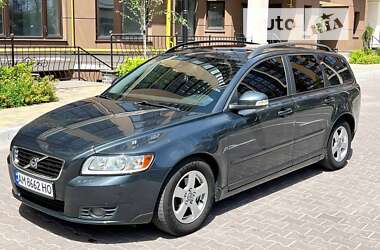 Універсал Volvo V50 2010 в Житомирі