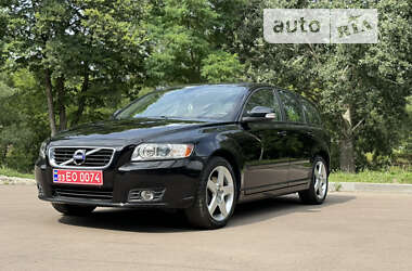 Універсал Volvo V50 2012 в Сумах