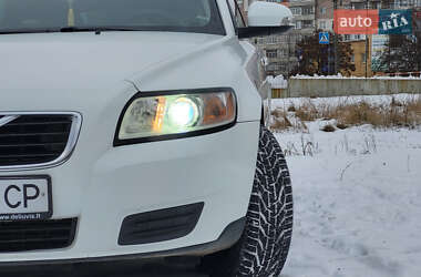 Универсал Volvo V50 2010 в 