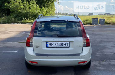 Універсал Volvo V50 2010 в Дубні