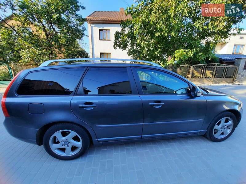 Универсал Volvo V50 2012 в Львове