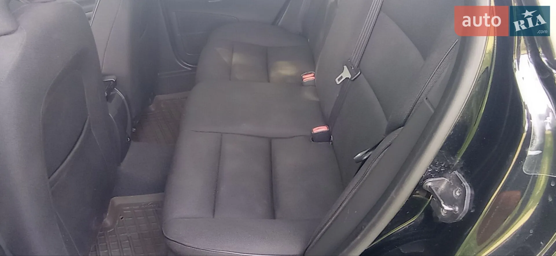 2011 Volvo V50 - мініатюра 12