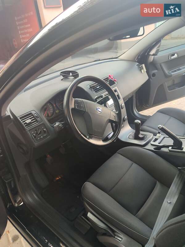 Универсал Volvo V50 2009 в Золотоноше фото 4 Универсал Volvo V50 2009 в Золотоноше