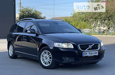 Универсал Volvo V50 2009 в 
