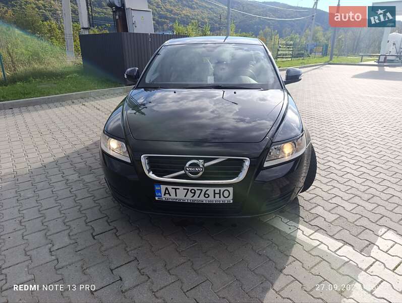 Volvo V50 2011