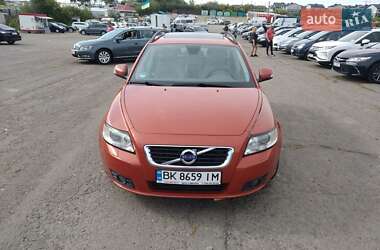 Универсал Volvo V50 2010 в 