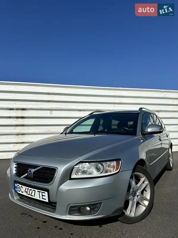 Volvo V50 2010