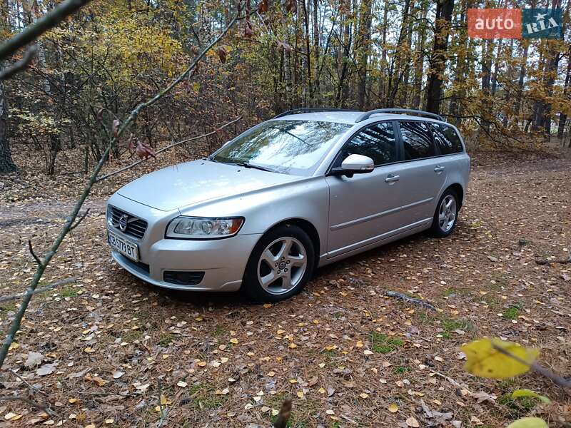 Універсал Volvo V50 2011 в Батурині