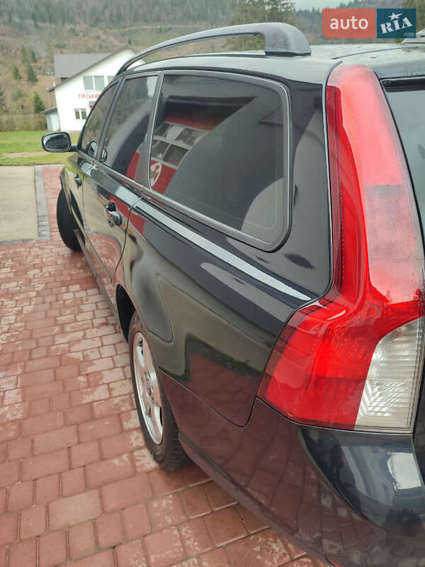Универсал Volvo V50 2010 в Славском