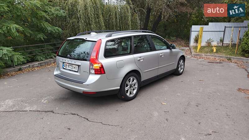 Универсал Volvo V50 2010 в Киеве