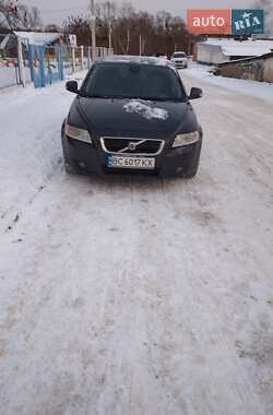 Универсал Volvo V50 2010 в 