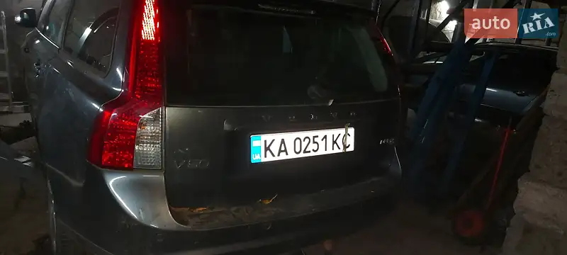 Volvo V50