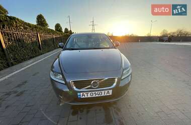 Универсал Volvo V50 2012 в Долине