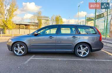 Универсал Volvo V50 2012 в Киеве