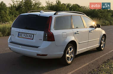 Универсал Volvo V50 2010 в Кривом Роге