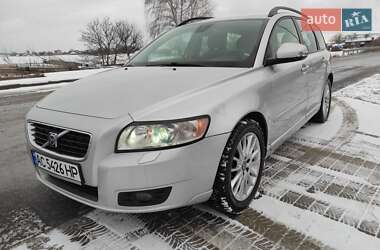 Универсал Volvo V50 2010 в Нововолынске