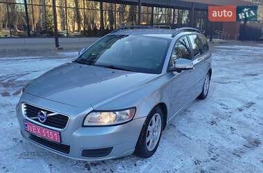 Універсал Volvo V50 2010 в Полтаві