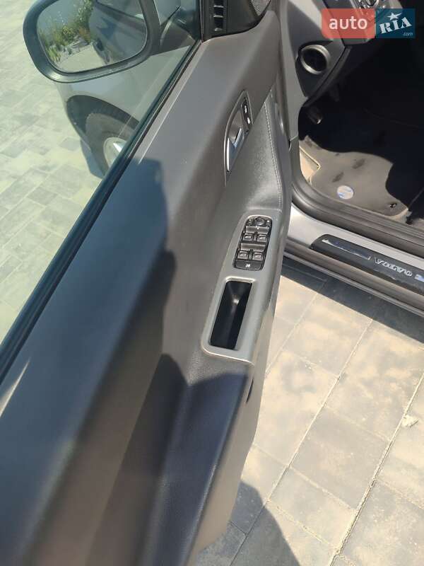 Універсал Volvo V50 2008 в Луцьку