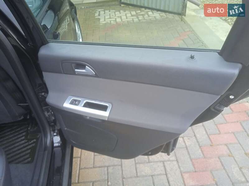 Універсал Volvo V50 2010 в Чернівцях