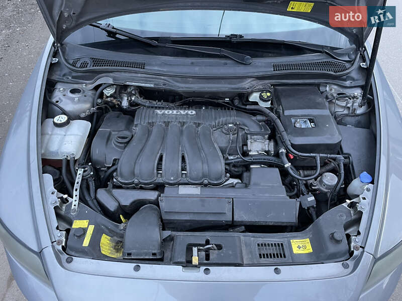 Универсал Volvo V50 2004 в Киеве