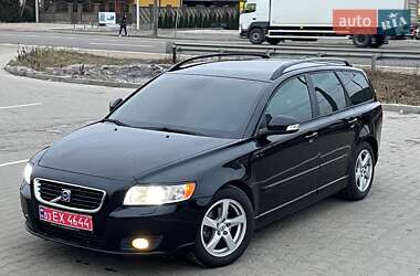 Універсал Volvo V50 2010 в Луцьку