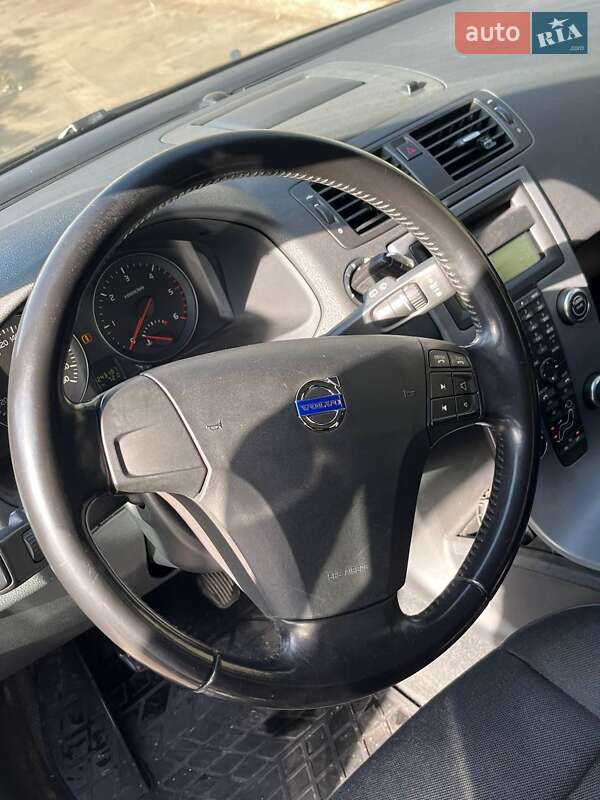 Универсал Volvo V50 2011 в Луцке фото 19 Универсал Volvo V50 2011 в Луцке