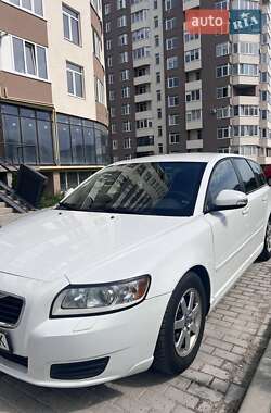 Універсал Volvo V50 2011 в Тернополі