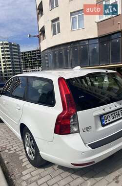 Універсал Volvo V50 2011 в Тернополі