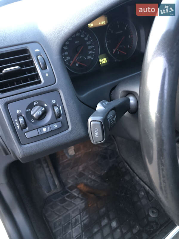 Универсал Volvo V50 2011 в Николаеве фото 12 Универсал Volvo V50 2011 в Николаеве
