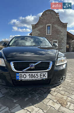 Универсал Volvo V50 2010 в Бережанах