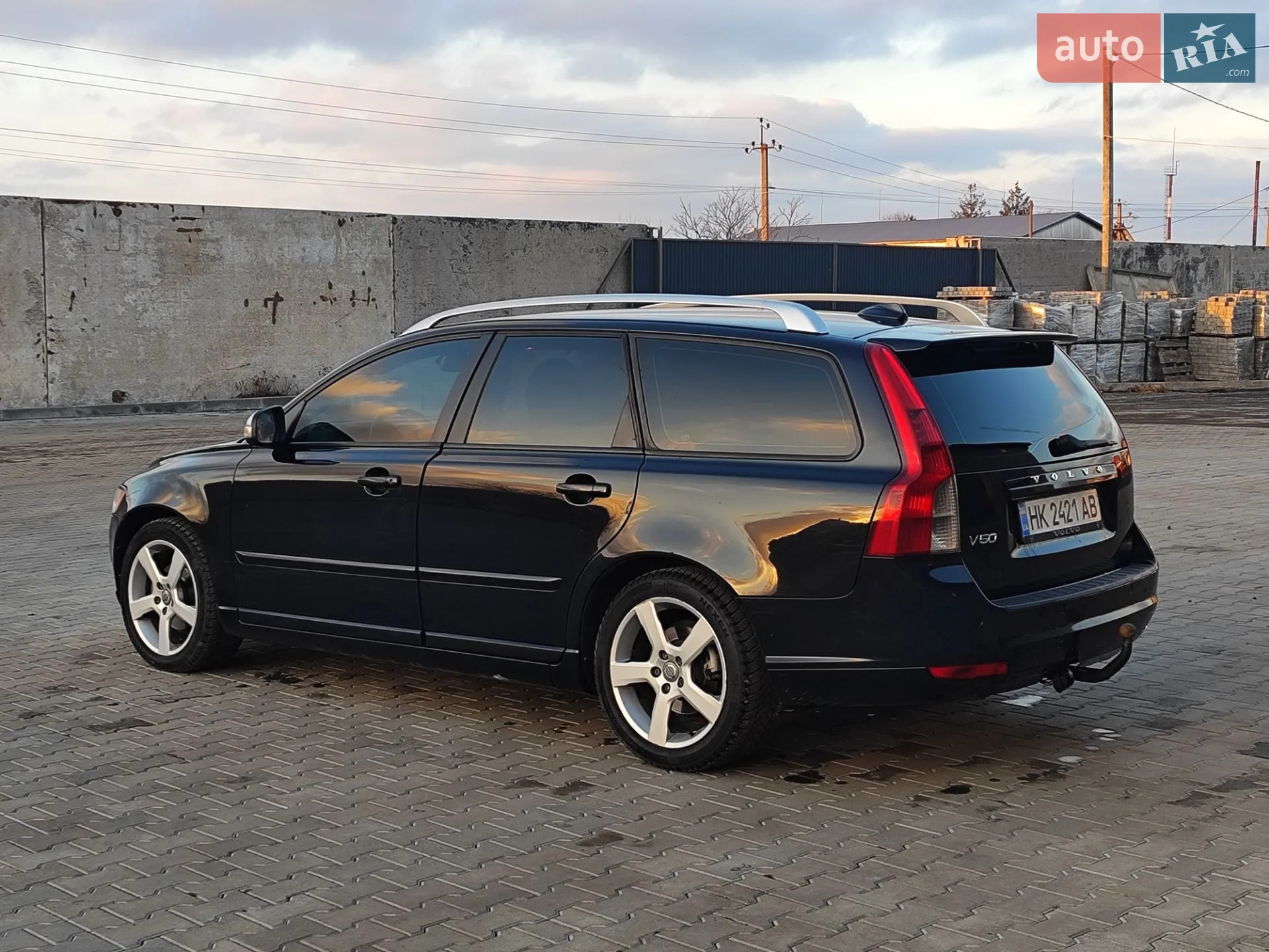 2011 Volvo V50 - мініатюра 13