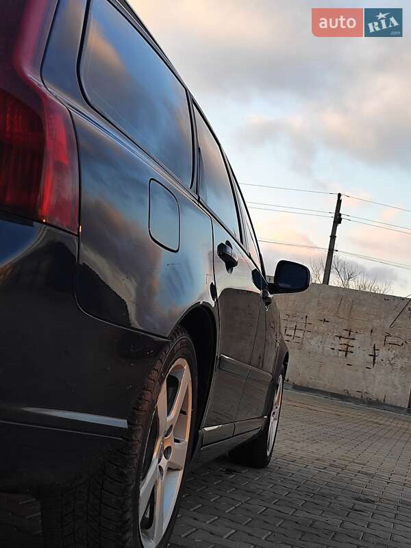 Універсал Volvo V50 2011 в Сарнах