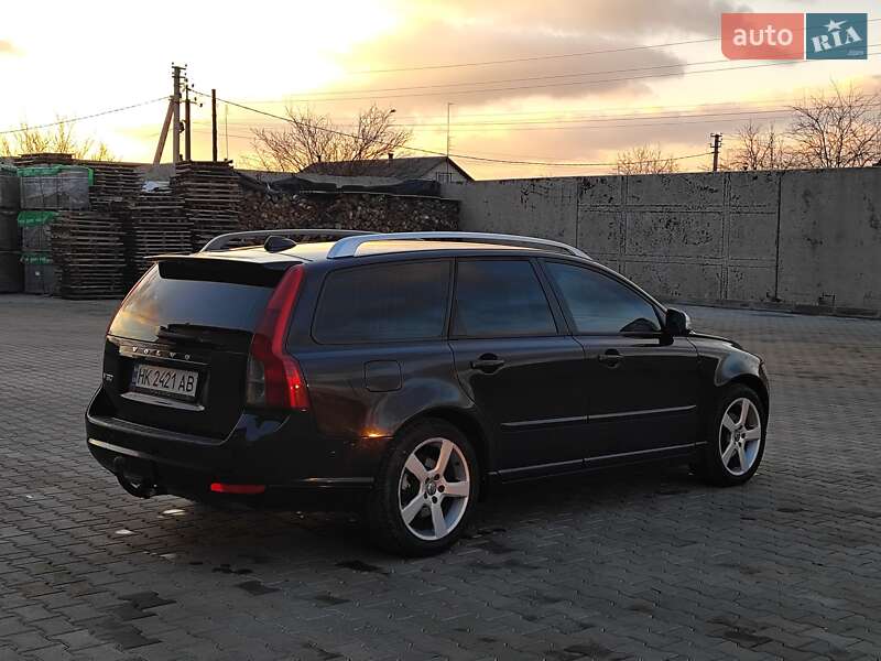 Універсал Volvo V50 2011 в Сарнах