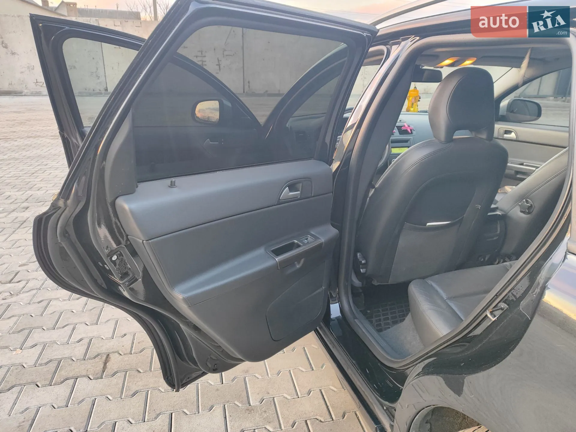 2011 Volvo V50 - мініатюра 39