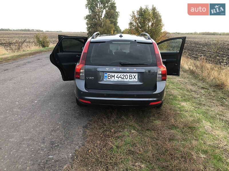 Універсал Volvo V50 2008 в Карлівці