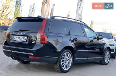 Универсал Volvo V50 2010 в 
