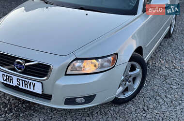 Универсал Volvo V50 2012 в 