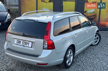 Универсал Volvo V50 2012 в 