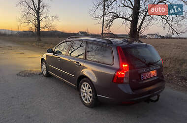 Универсал Volvo V50 2009 в 